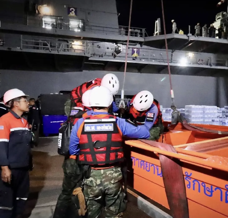 Royal Thai Navy sends Aid